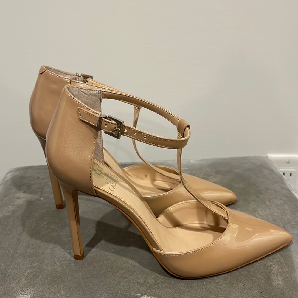 Vince Camuto Nude T-Strap Patent leather heels